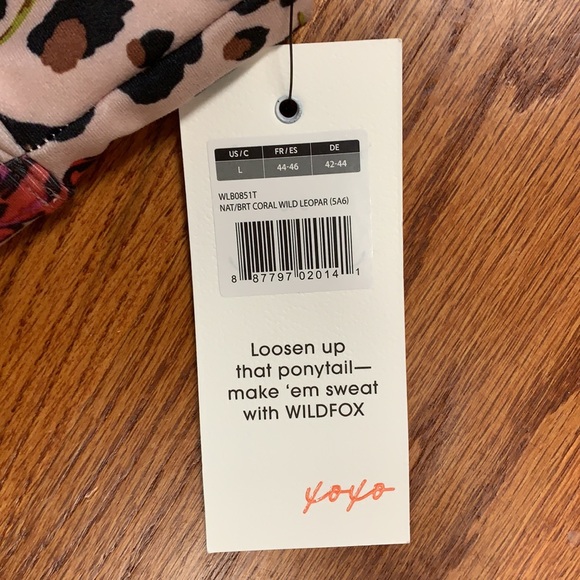 NWT WILDFOX Leopard Chris Sports Bra - Picture 7 of 9